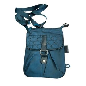Mosey Crossbody Travel Bag Teal